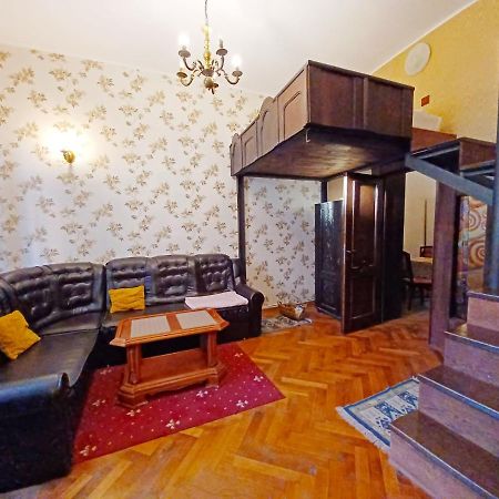 Aristocrat Vintage Apartment Braşov Exterior foto