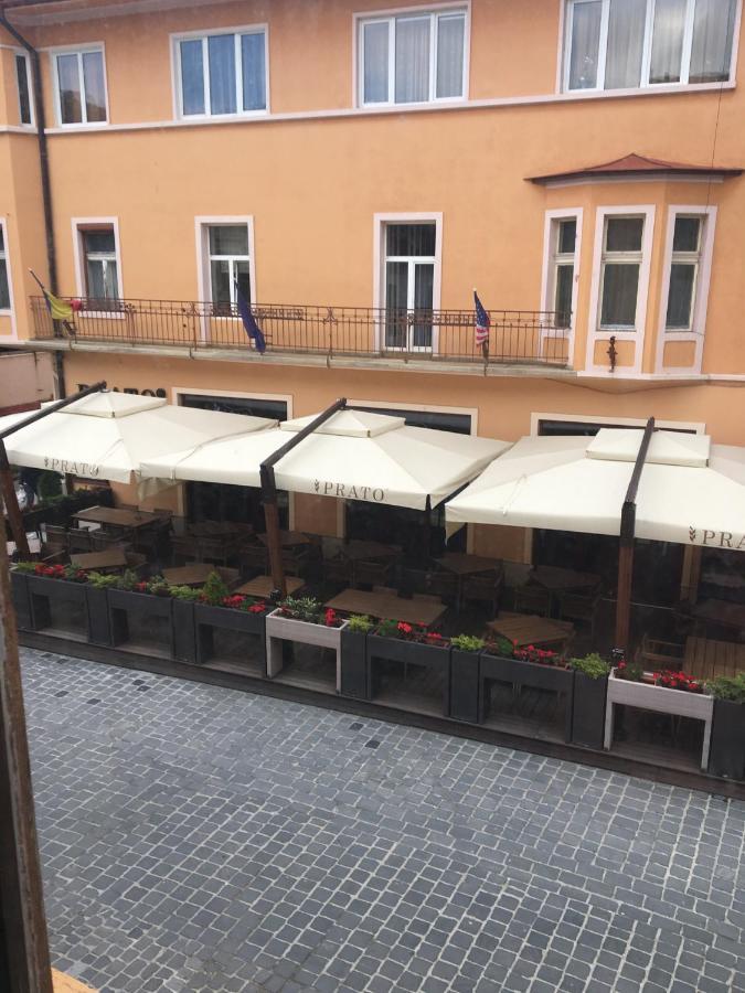 Aristocrat Vintage Apartment Braşov Exterior foto